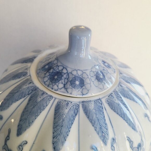 VTG Chinese Porcelain Pumpkin Jar Extra Large Blue & White Chinoiserie 25 Cm - Picture 3 of 13